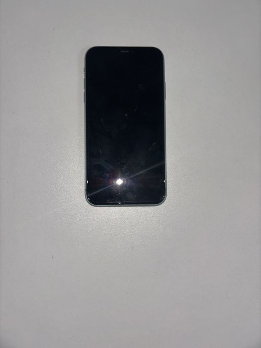 Iphone 11 в хорошем состоянии!