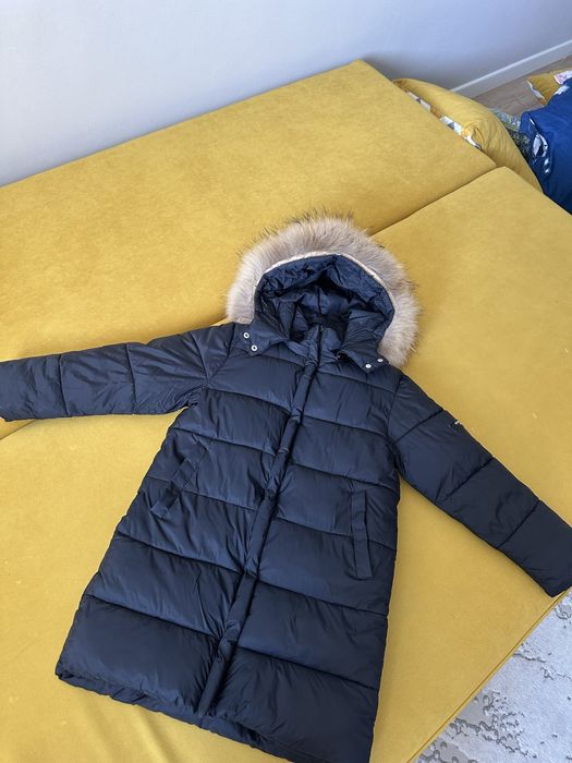 Зимняя куртка на девочку