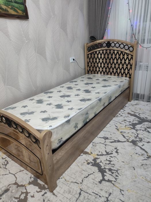 Продаётся кровать