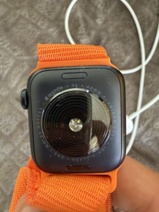 Apple Watch SE 2025