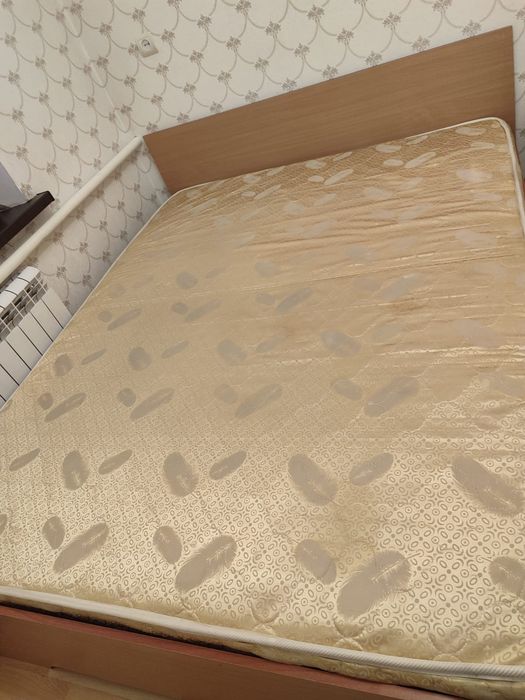 Стенка шкаф,   кровать