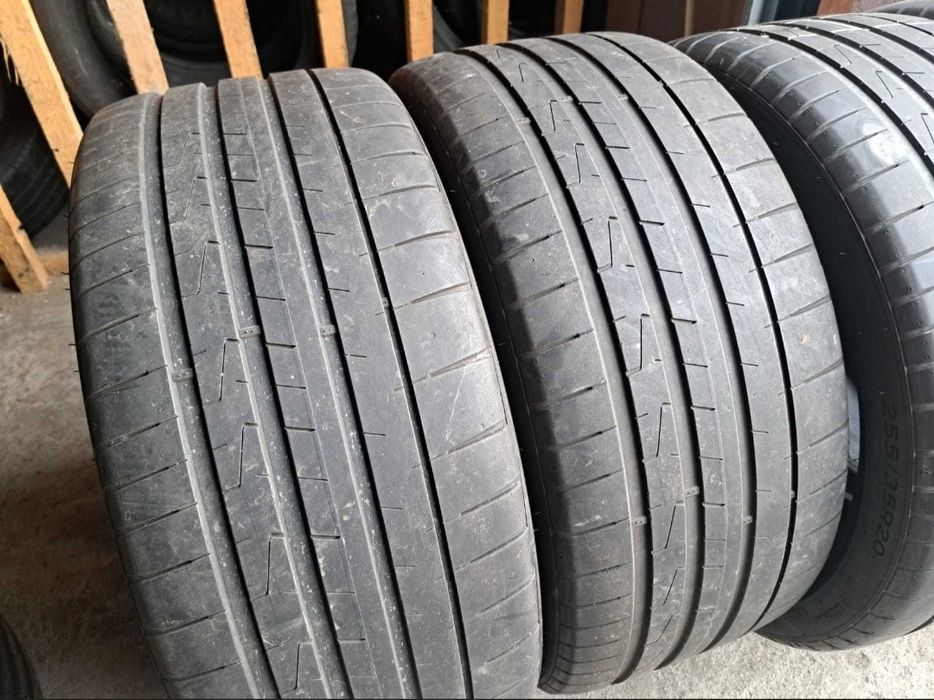 4 anvelope 255/35 R20 Hankook 2023