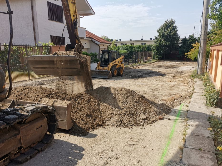 Închiriere utilaje(autogreder,cilindru compactor,bobcat,miniexcavator)