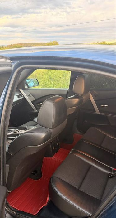 Vand sau schimb bmw e60 pachet M