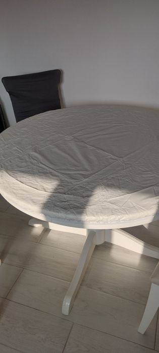 Fata de masa 110 cm cu elastic pe dedesubt (protecție)