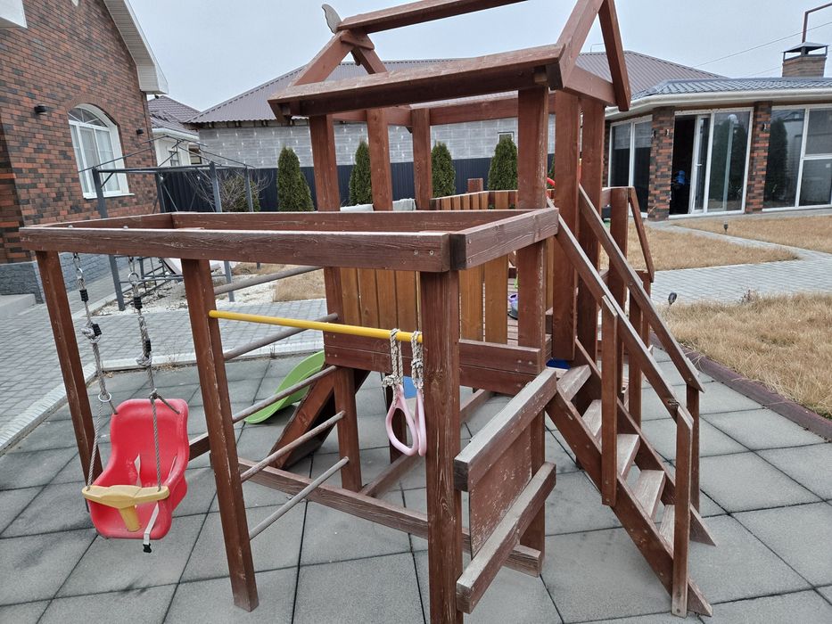 Б/у детская игровая площадка