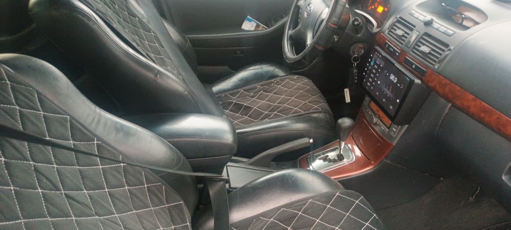 Тойота авенсис 2