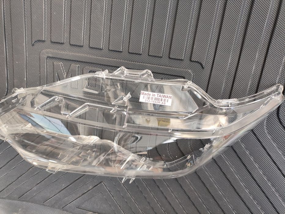 Камри 55 Европа стекло фара