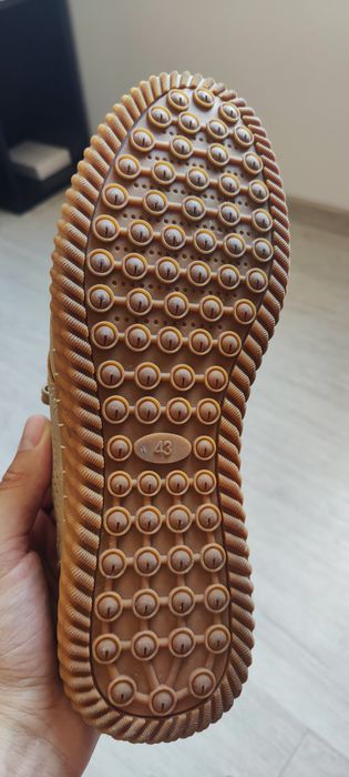 Ezel летни обувки кожа 43 - 40 лв.