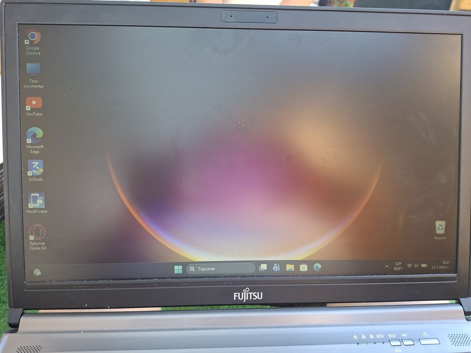 Лаптоп Fijitsu Lifebook