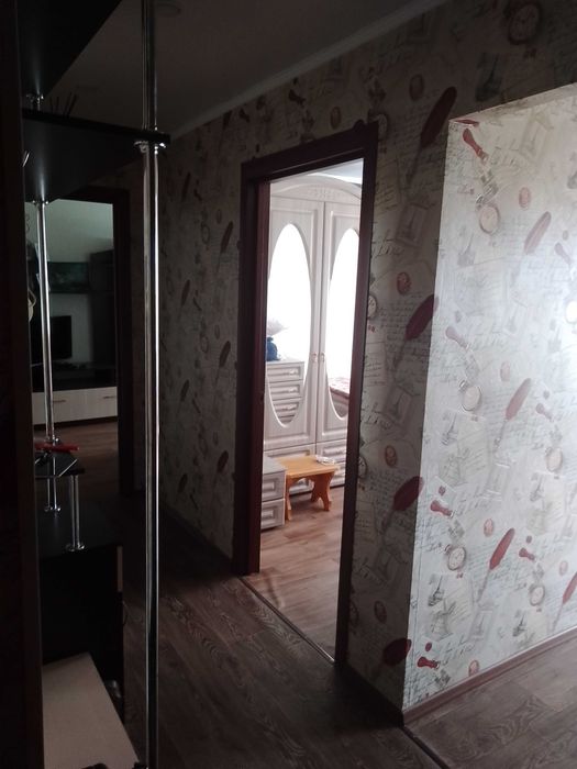 Продам 2-комнатную квартиру