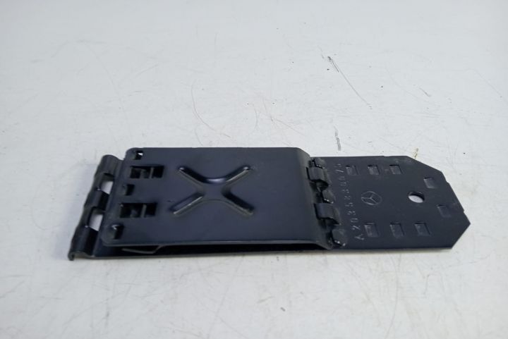 Opritor roata A2035830075 Mercedes-Benz   seria