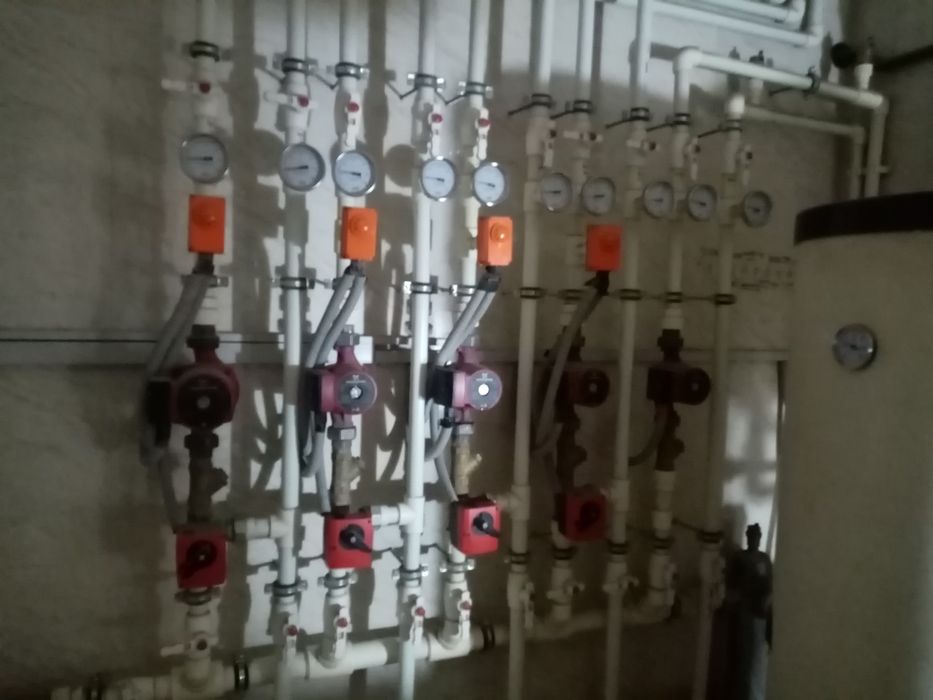 Сантехник опитни