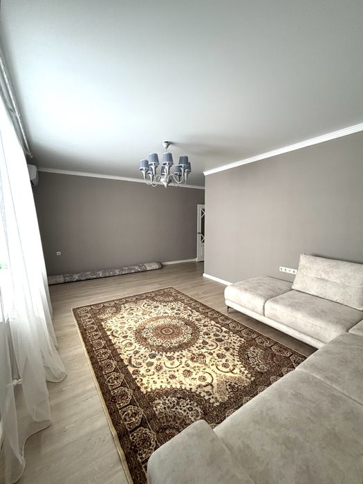 Продается 3х ком Зигзаг 2/9