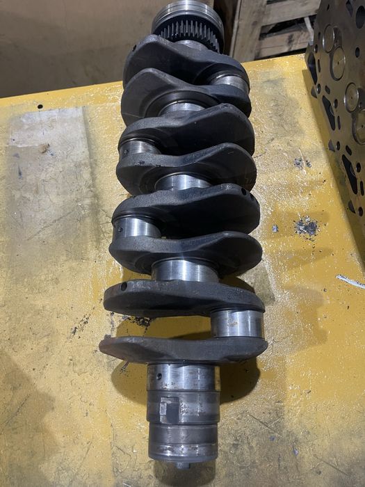 Коленвал Perkins 4L