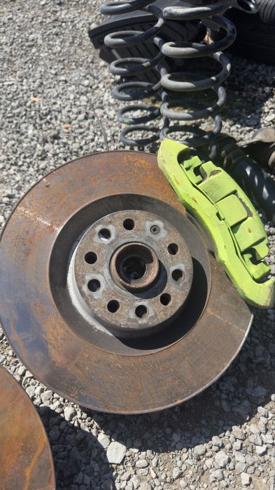 Предни спирачки VW Passat B6 3.2