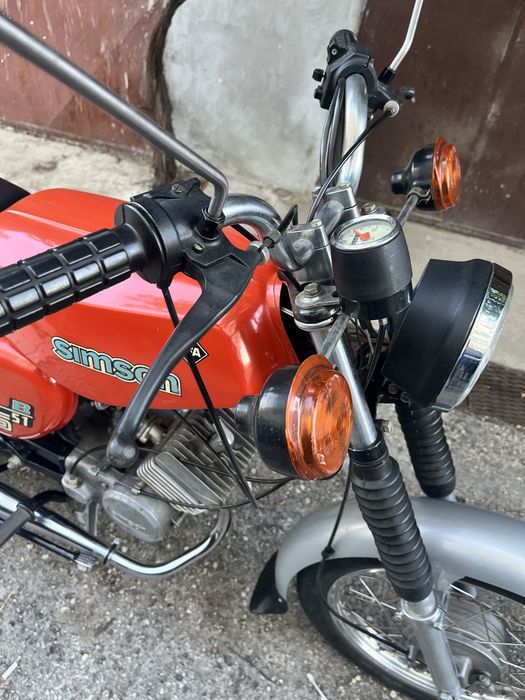 Продавам Симсон S51 Simson