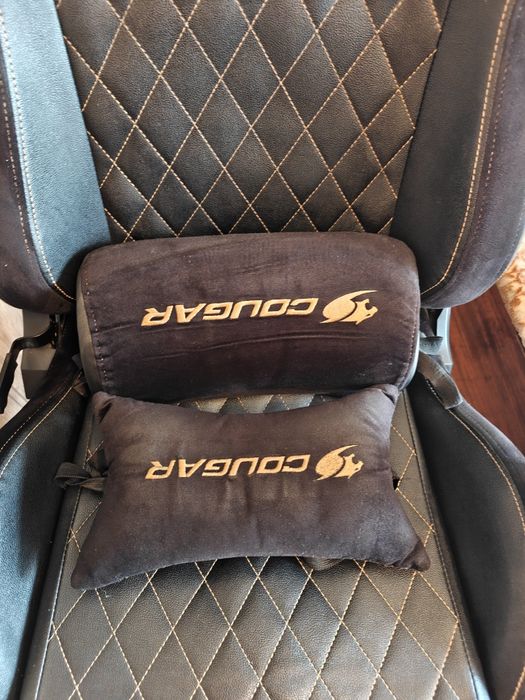 Couagar Armor S Royal кресло