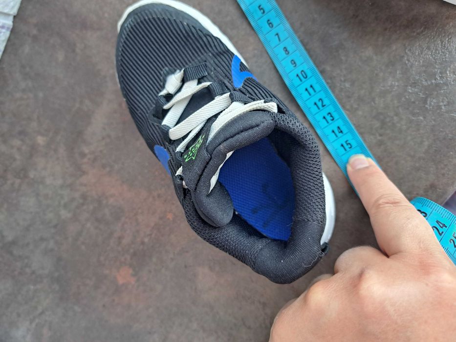 детски маратонки,кецове,спортни обувки Nike,25,найк,за момче