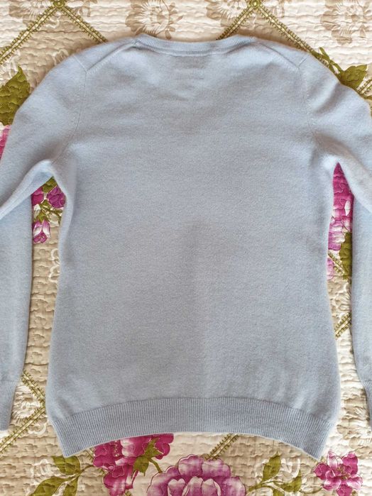 Pulover casmir albastru Galeria