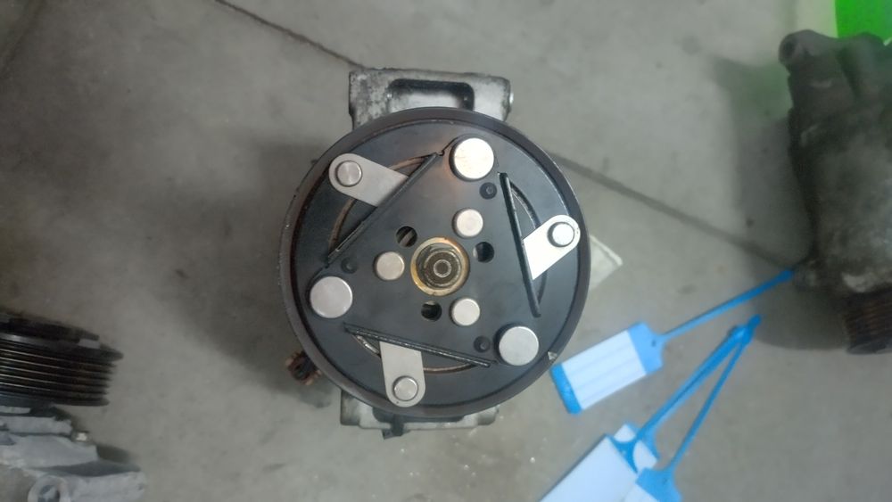 Compresor clima audi Volkswagen 3Q0816803E