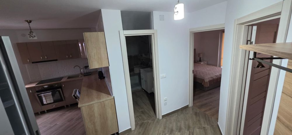 Inchiriez apartament cu 2 camere