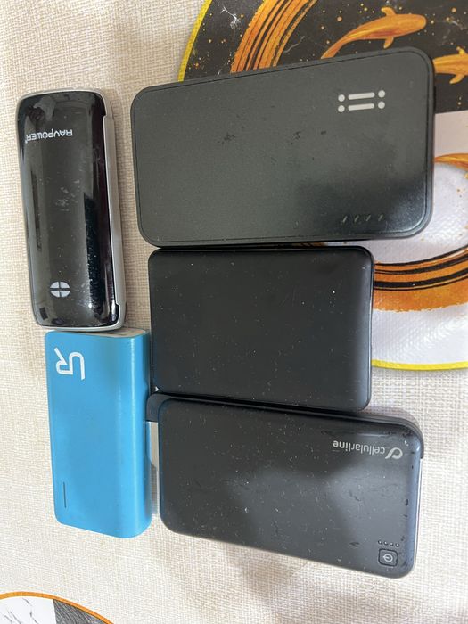 Baterii externe second hand