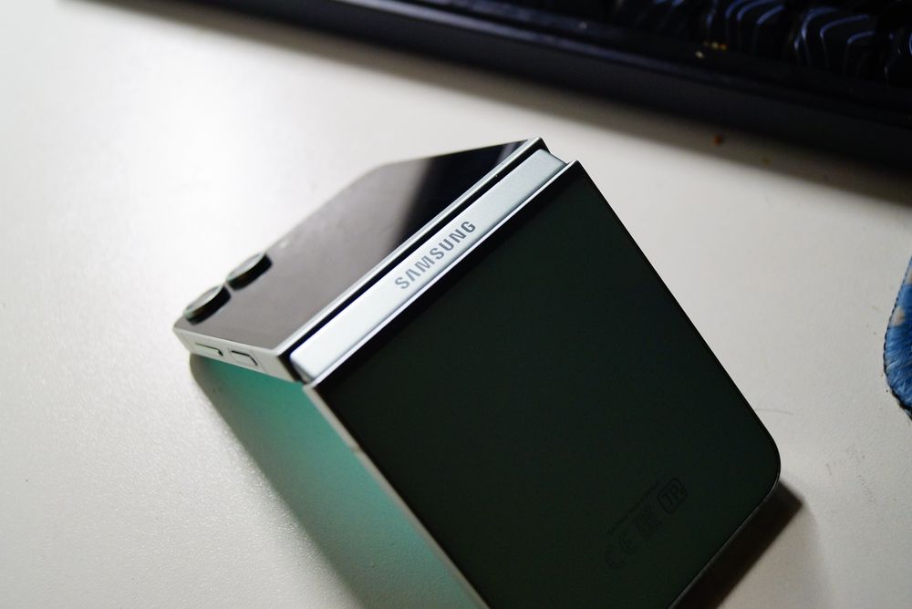 Samsung z flip 6