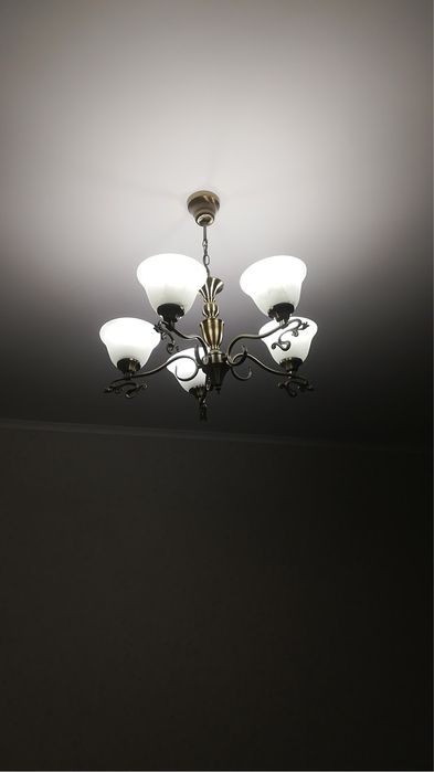 Люстра потолочная