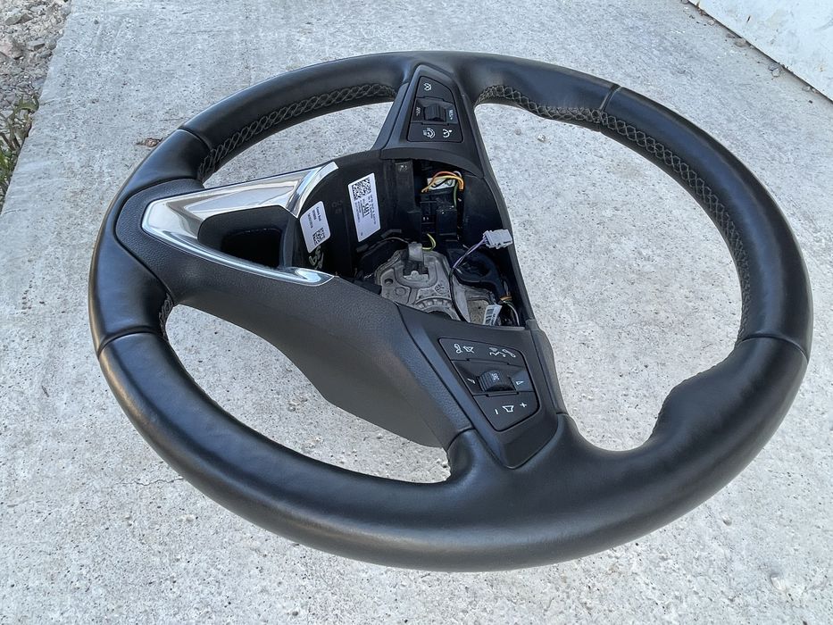 Перфектен Волан Opel Zarira Tourer 2017