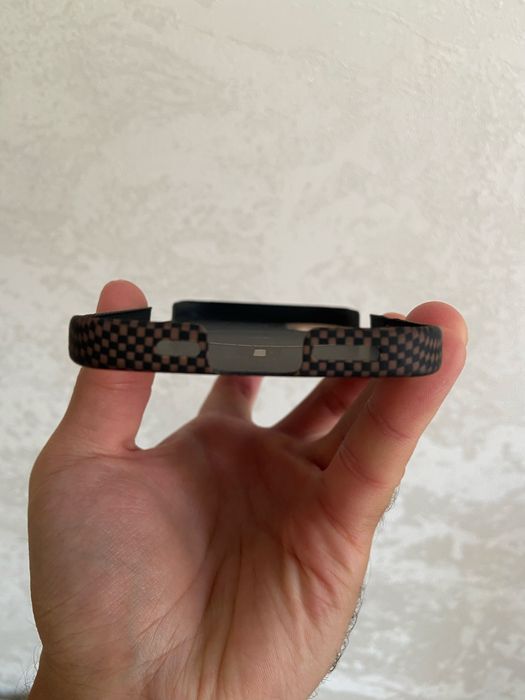 Чехол Pitaka iPhone 17