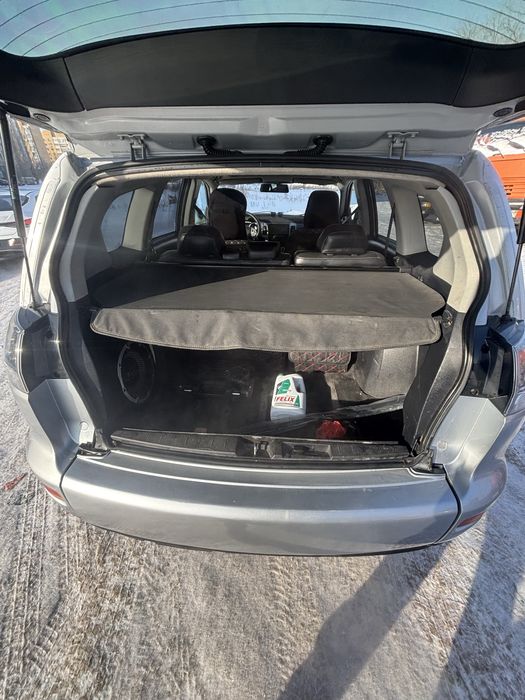 Митсубиши аутландр