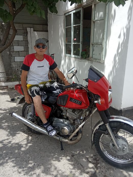 Продается мотоцикл Иж планета 5