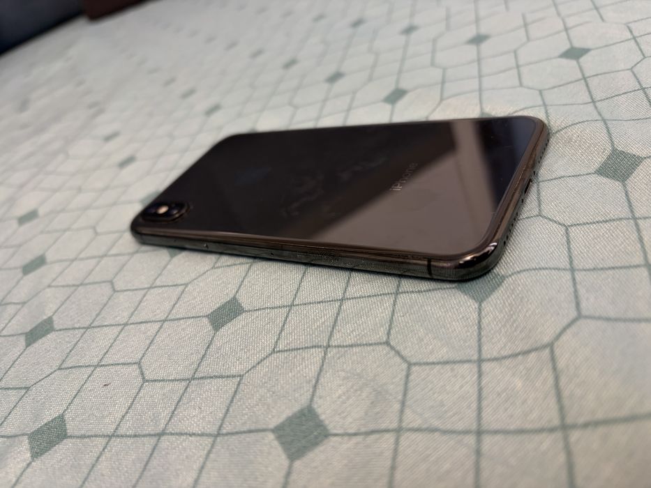 Apple Iphone X , Impecabil , Negru , 80 baterie .