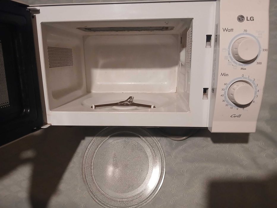 Микровълнова печка LG