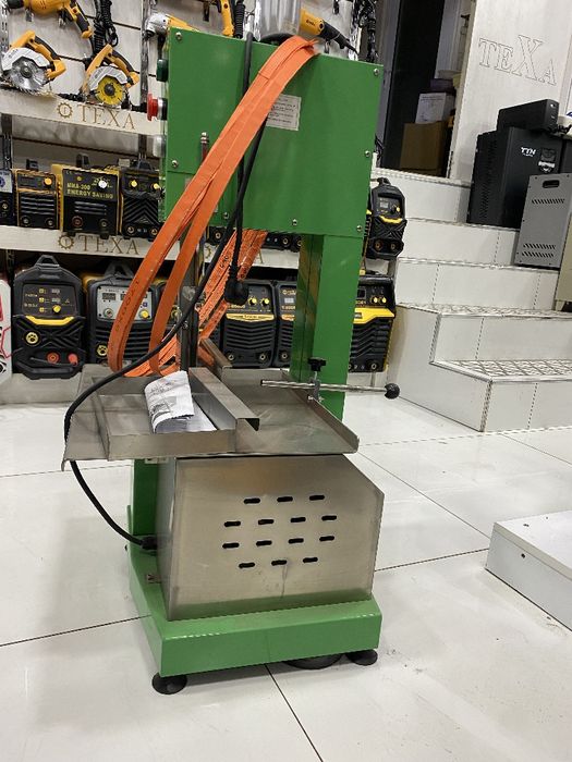 Qasoblar uchun qõlay suyak kesadigan