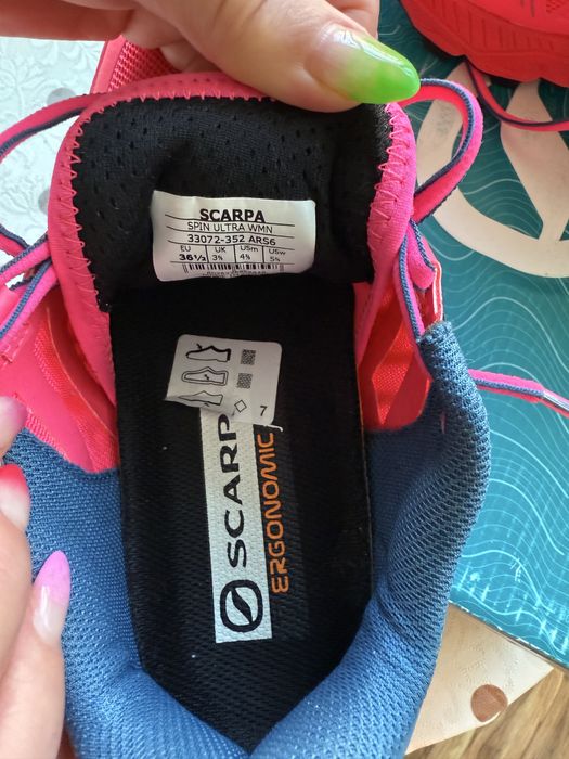 Продавам маратонки Scarpa SPIN ULTRA WMN Rose fluo blue steel
