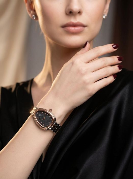 Луксозен дамски часовник модел Bvlgari Serpenti, SWISS Made.