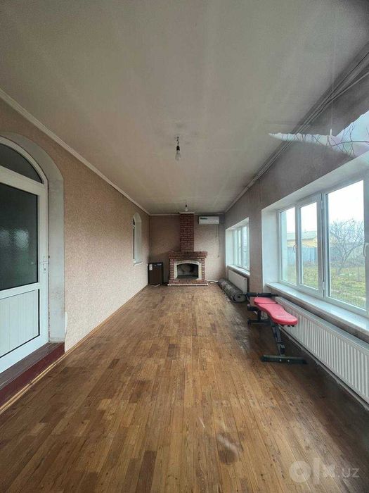 Сдаётся 5 комнатный дом, 20 соток земли. в Халкабаде