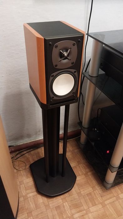 Onkyo D-112E Hi-Fi акустическая система