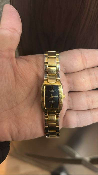 Продава се Аналогов Часовник Casio