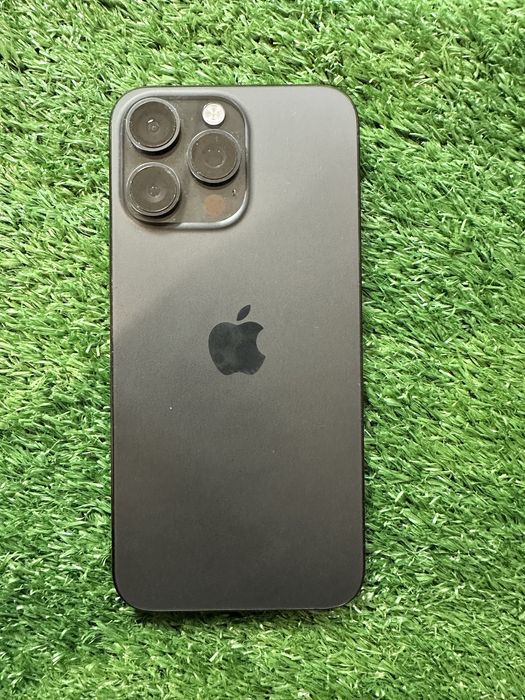 Продам iPhone 15 pro Max