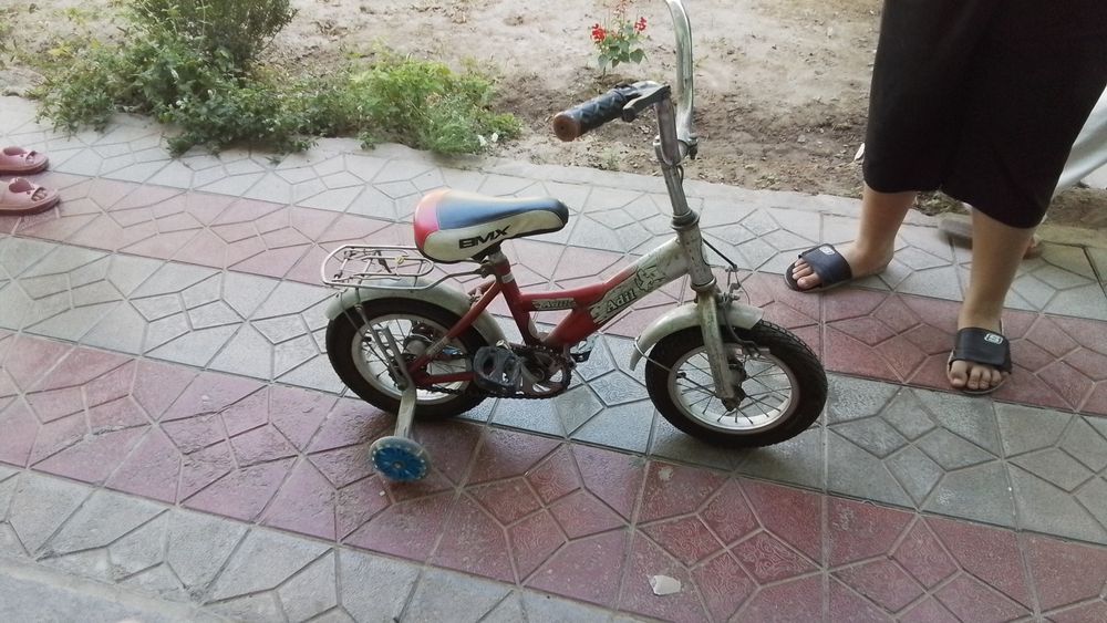 Velosiped va Samokatlar