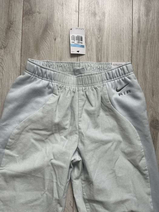 Оригинално дамско долнище NIKE