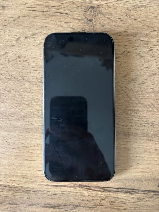 Продам Iphone 15 pro