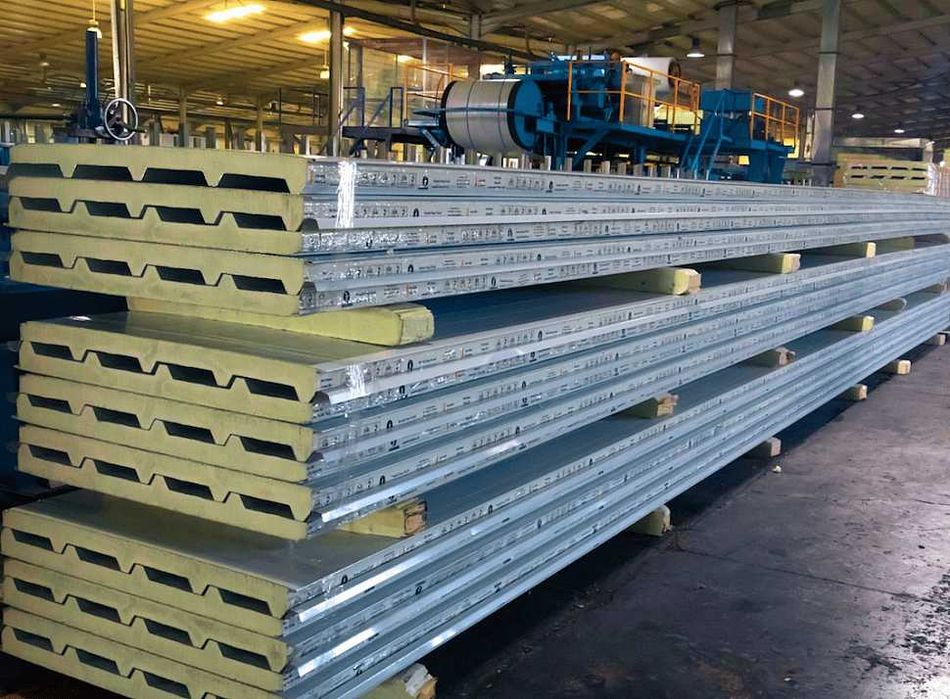 Сэндвич панели стеновые и кровельные от производителя