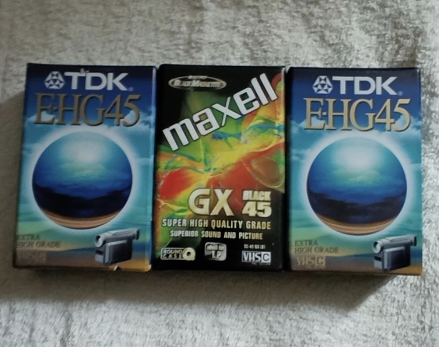 VHS-C видеокасети 3 бр.
