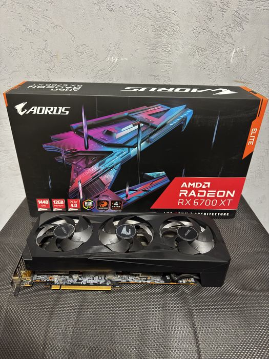 Placa video Gigabyte Aorus RX 6700xt 12gb ddr6