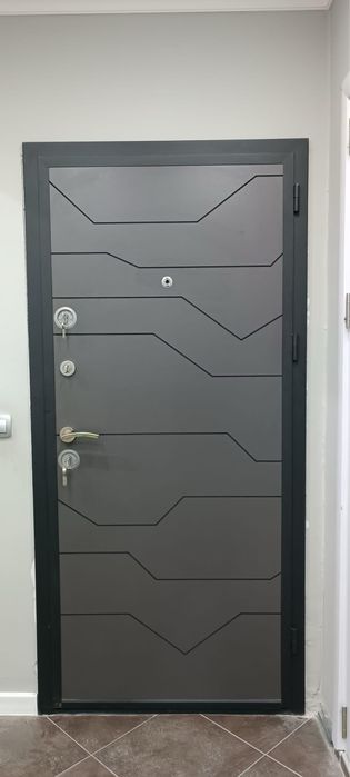 Блиндирани врати мн голям избор експресна доставка