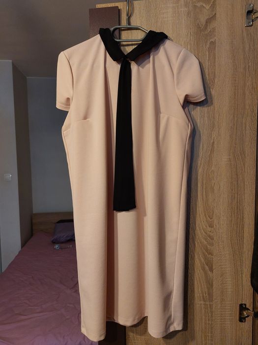 Розова рокля Mohito M